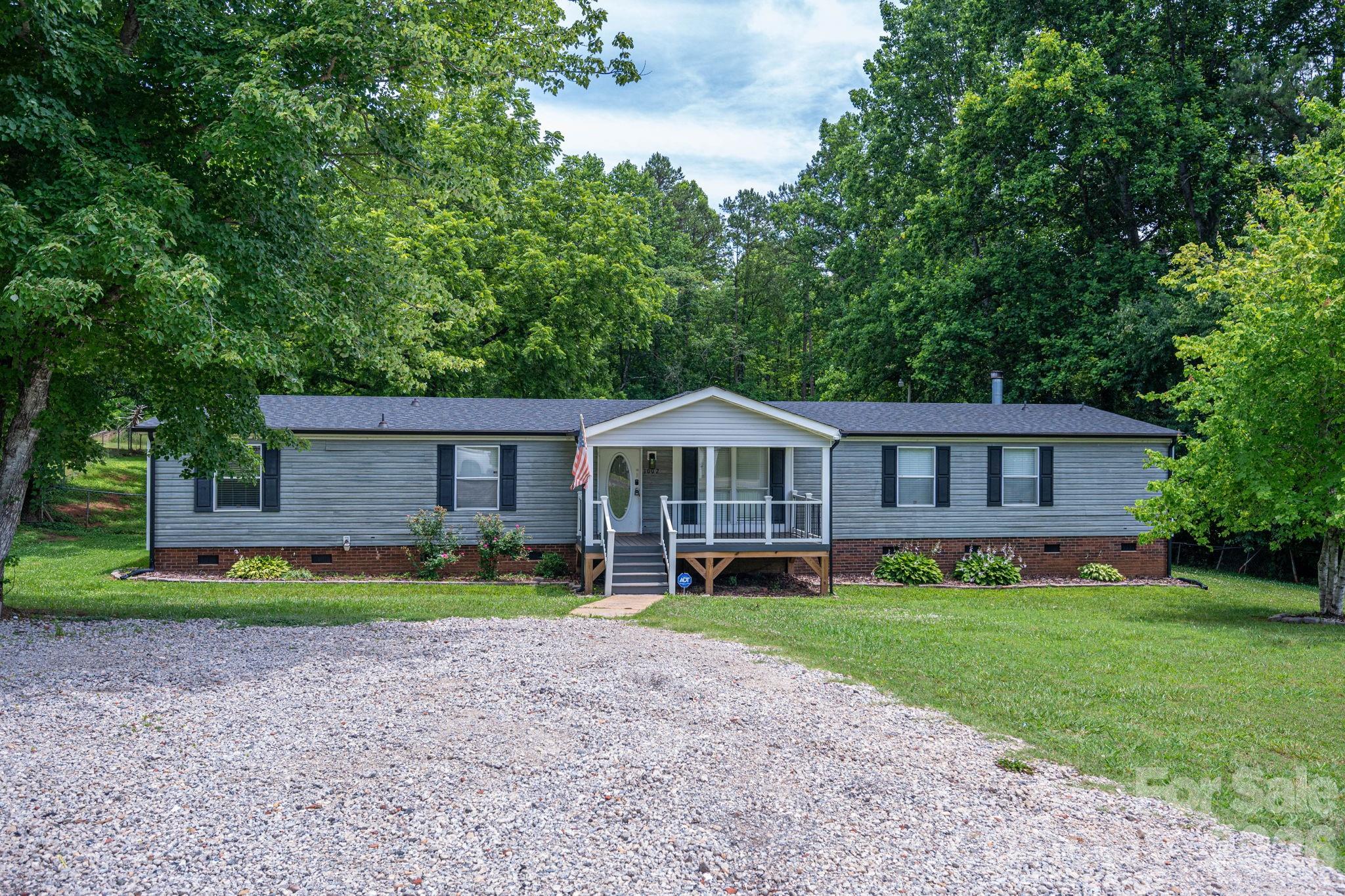1002 Kiser Road