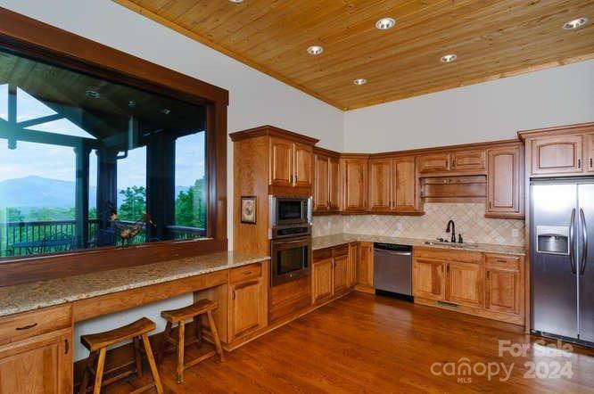 Vista At Bills Mountain - Residential