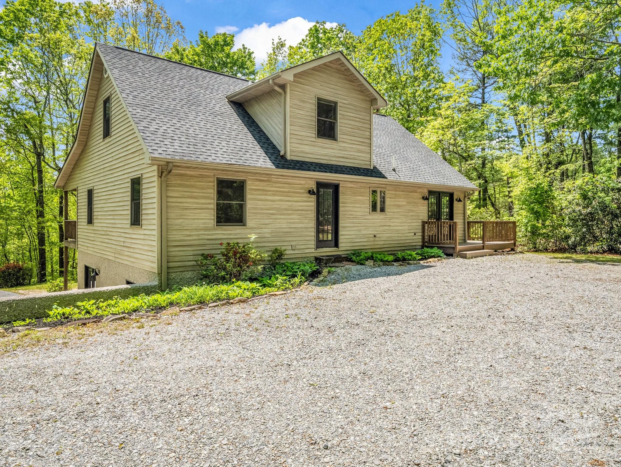 2304 Mountain Page Road