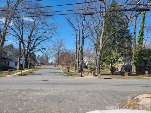 702 S Chester Street Gastonia NC 28052