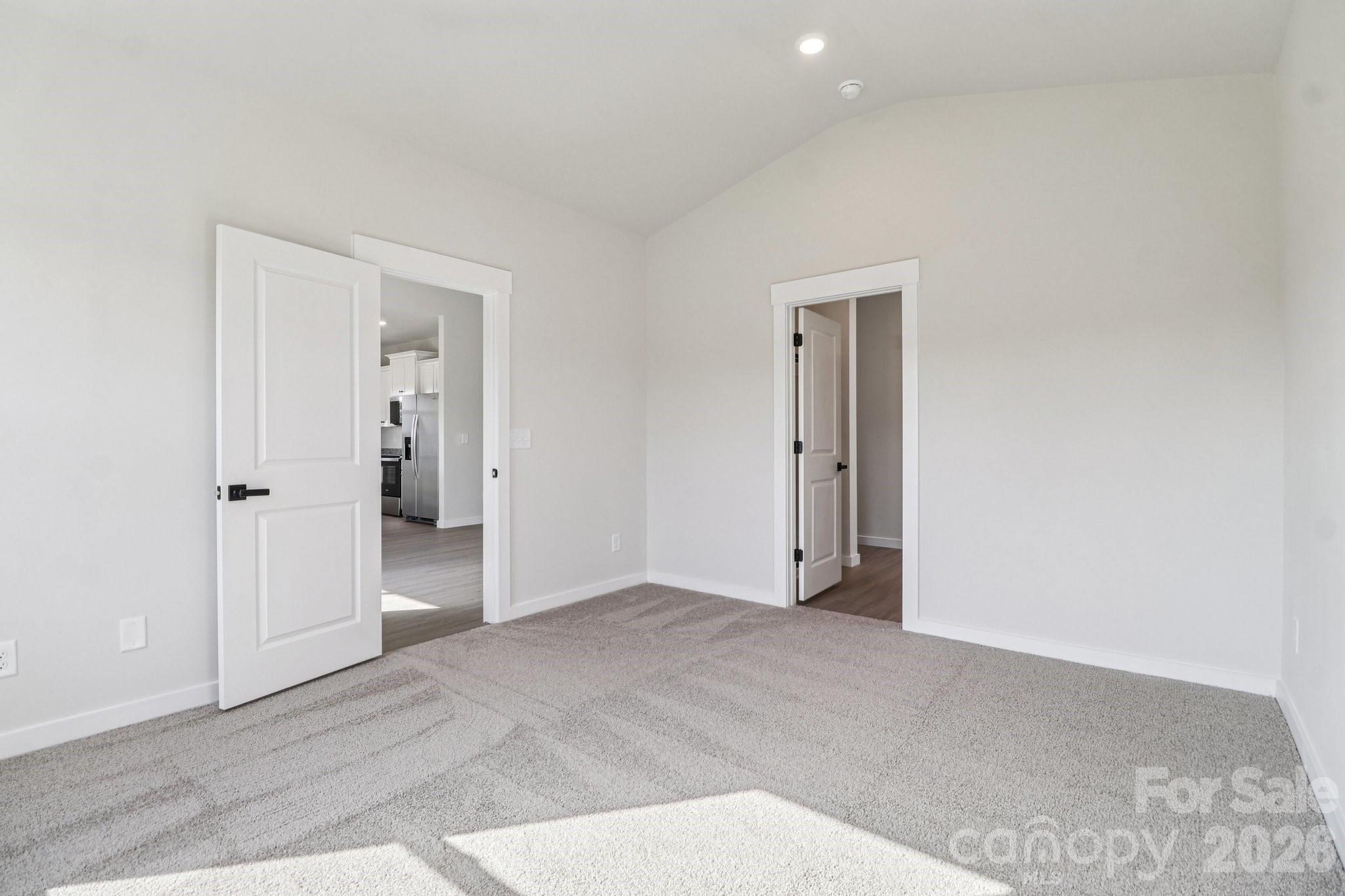 Knights Bridge - Residential