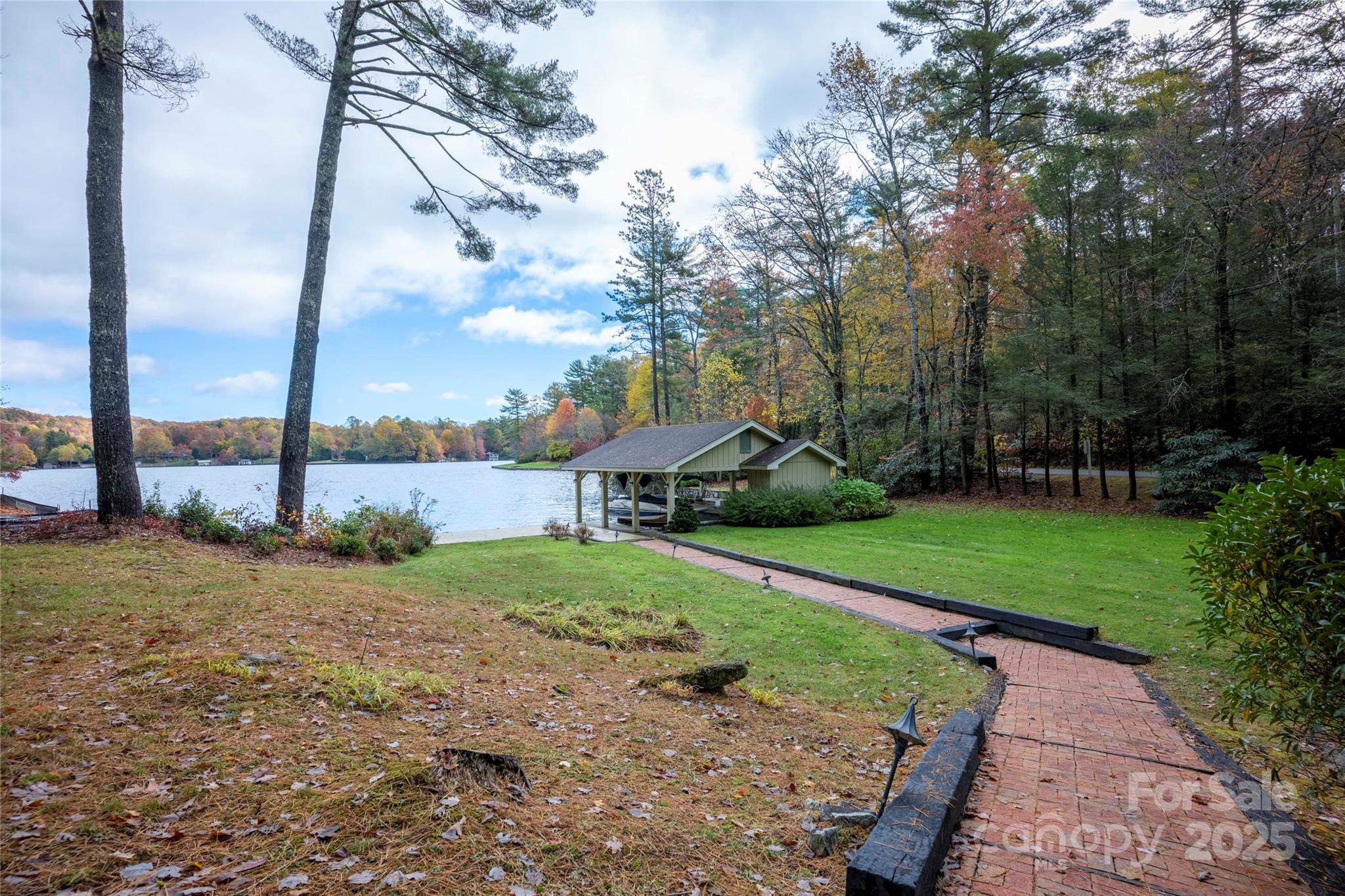Lake Toxaway Estates - Residential