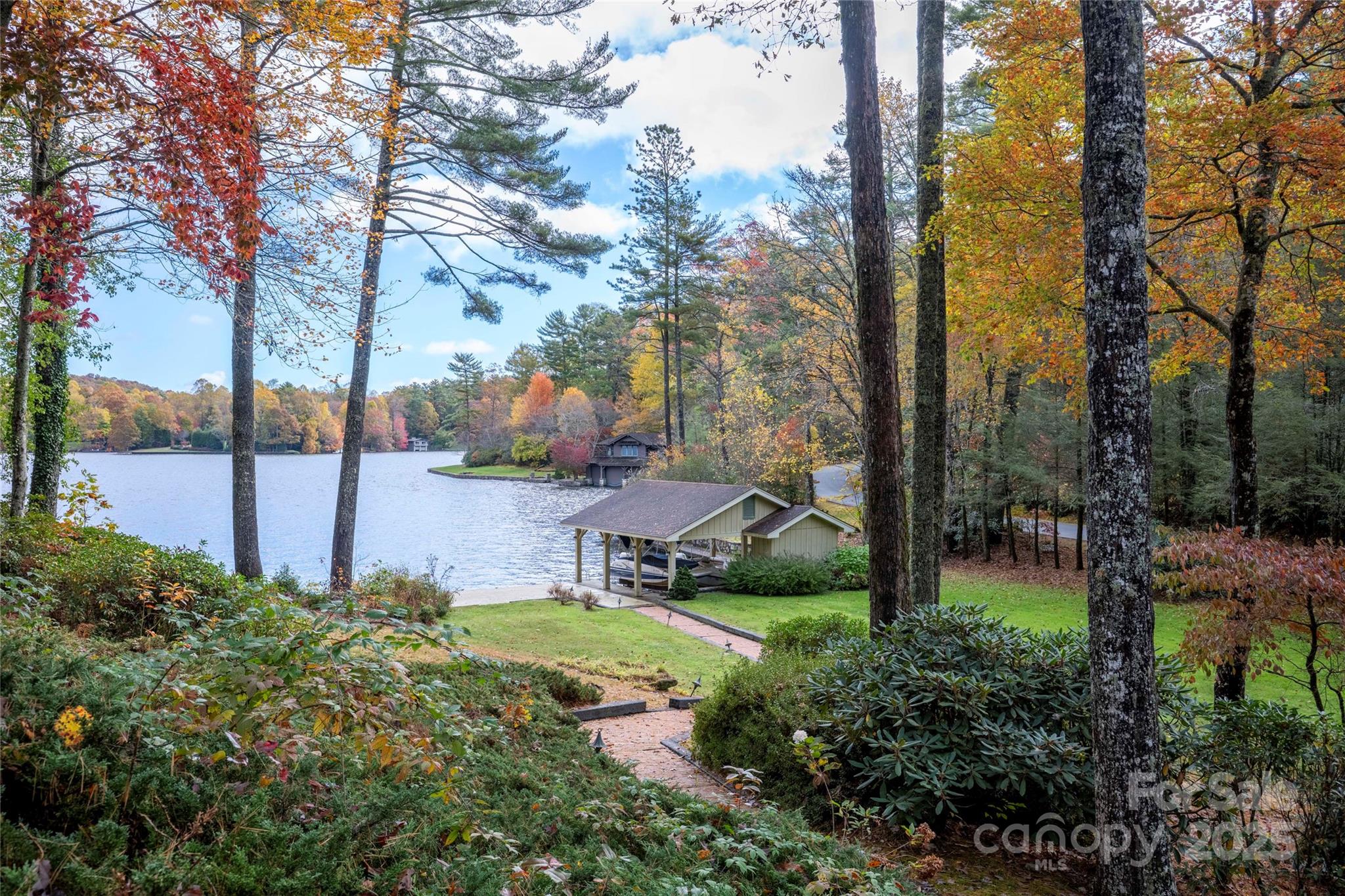 Lake Toxaway Estates - Residential
