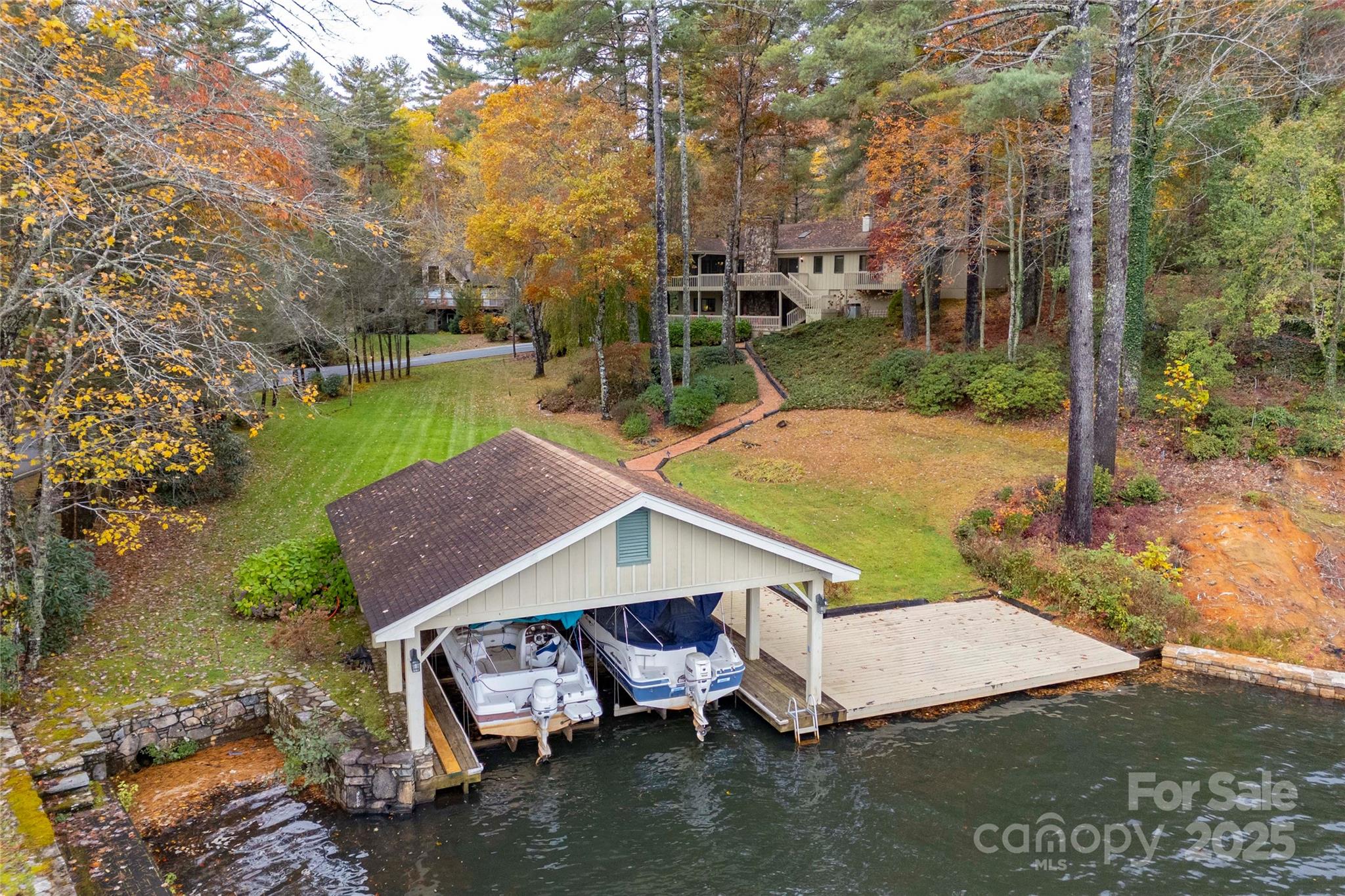 Lake Toxaway Estates - Residential