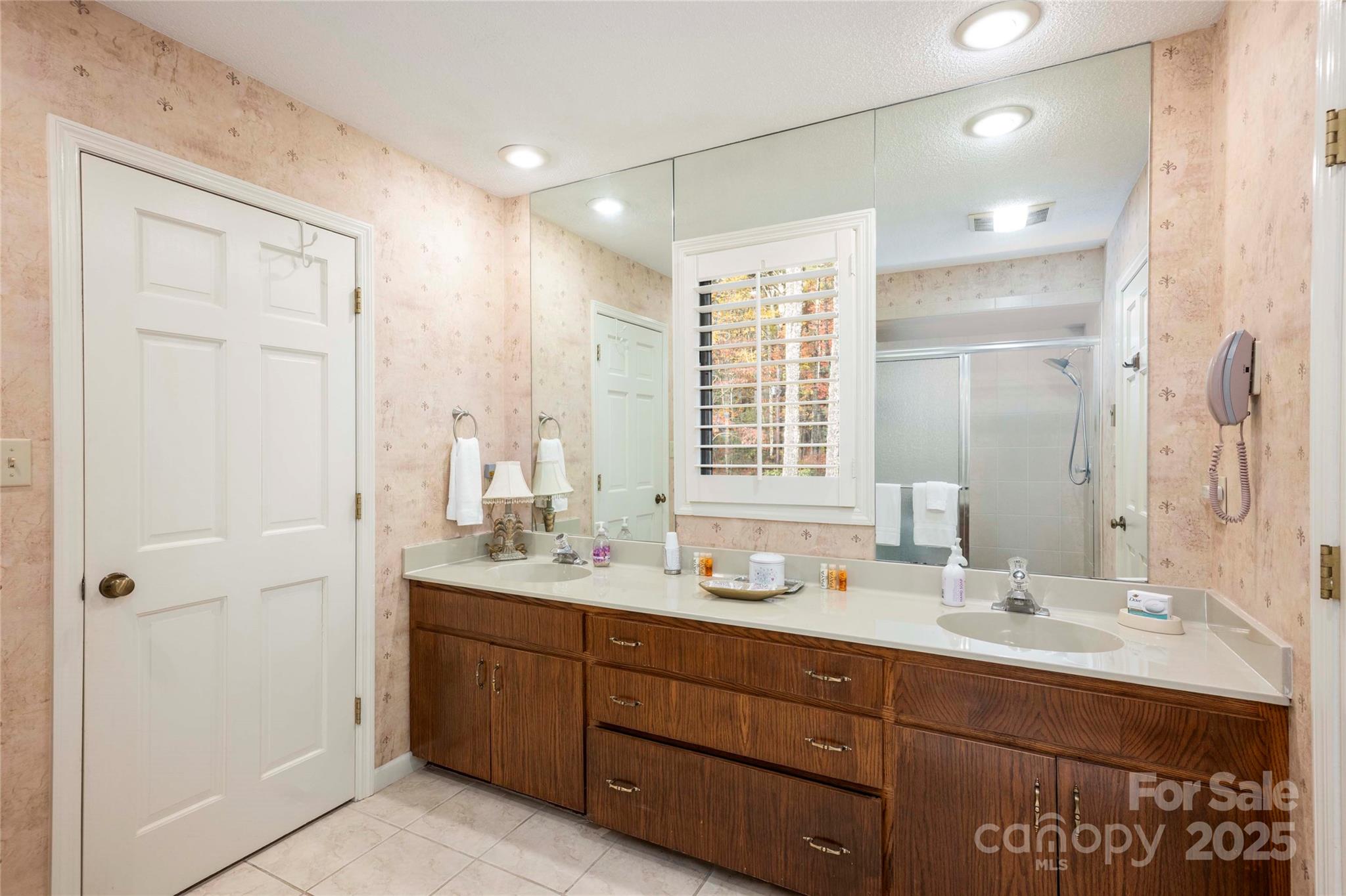 Lake Toxaway Estates - Residential