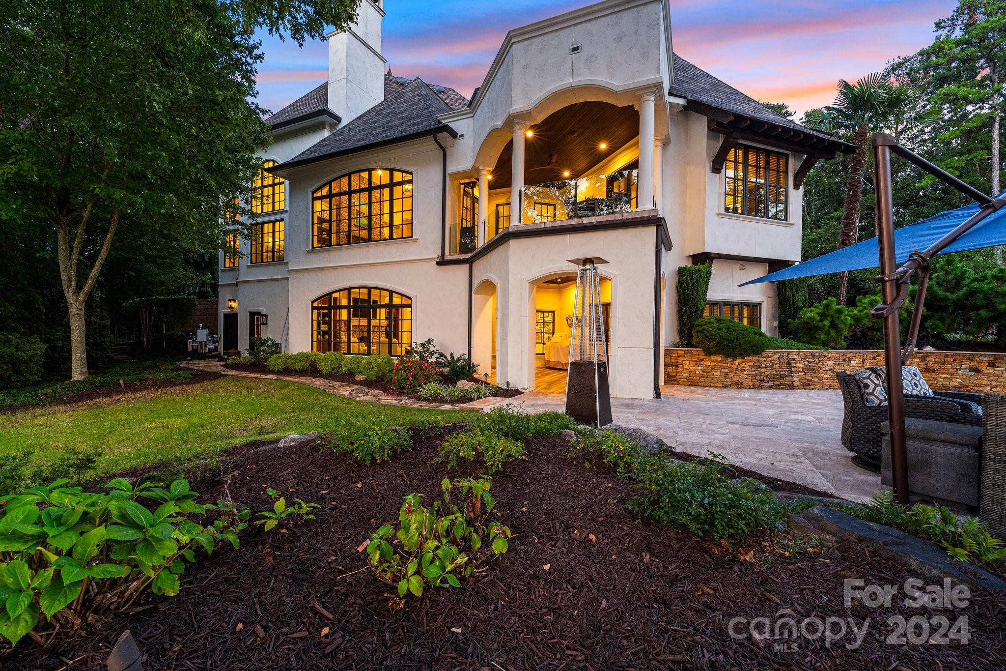 The Peninsula - Residential