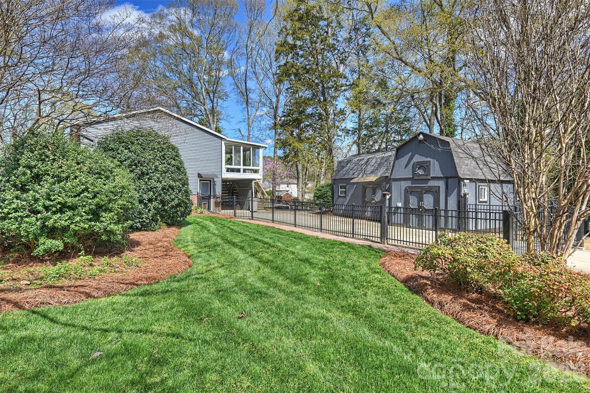 Shadow Lake - Residential