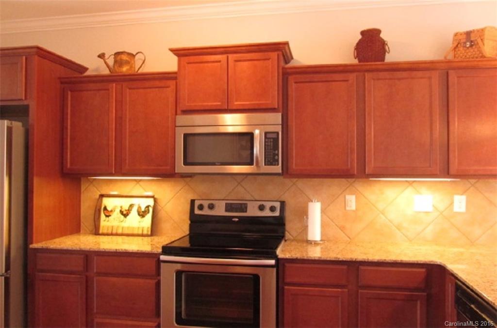 Newport Lakes - Residential