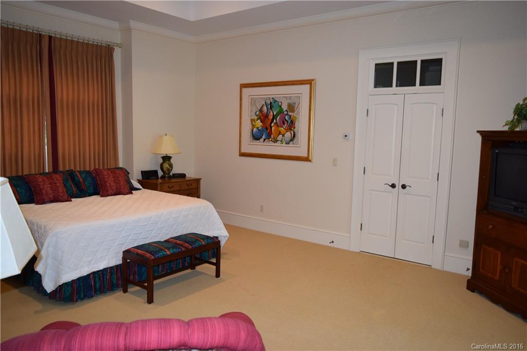 Uwharrie Point - Residential