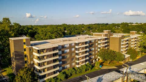 Photo of 1300 Reece Road #412, Charlotte, NC 28209 (MLS # 4414970)