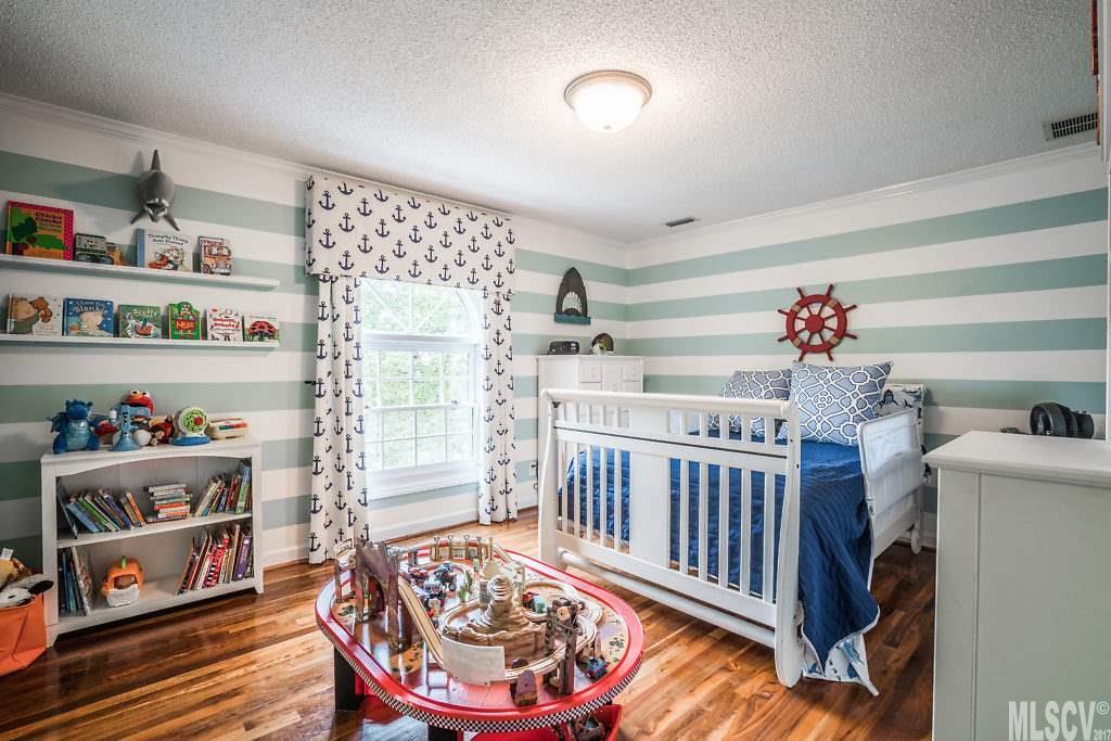 Moores Ferry - Residential