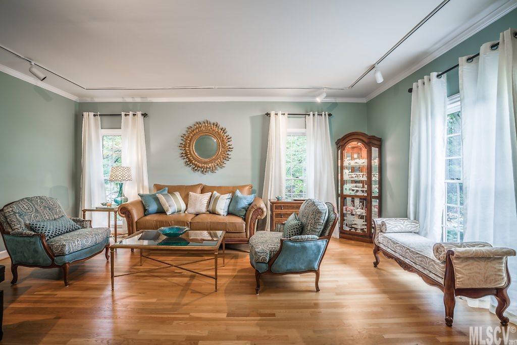 Moores Ferry - Residential