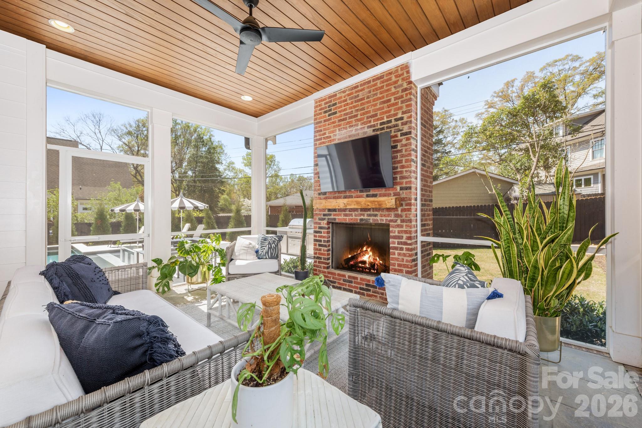 Chantilly - Residential