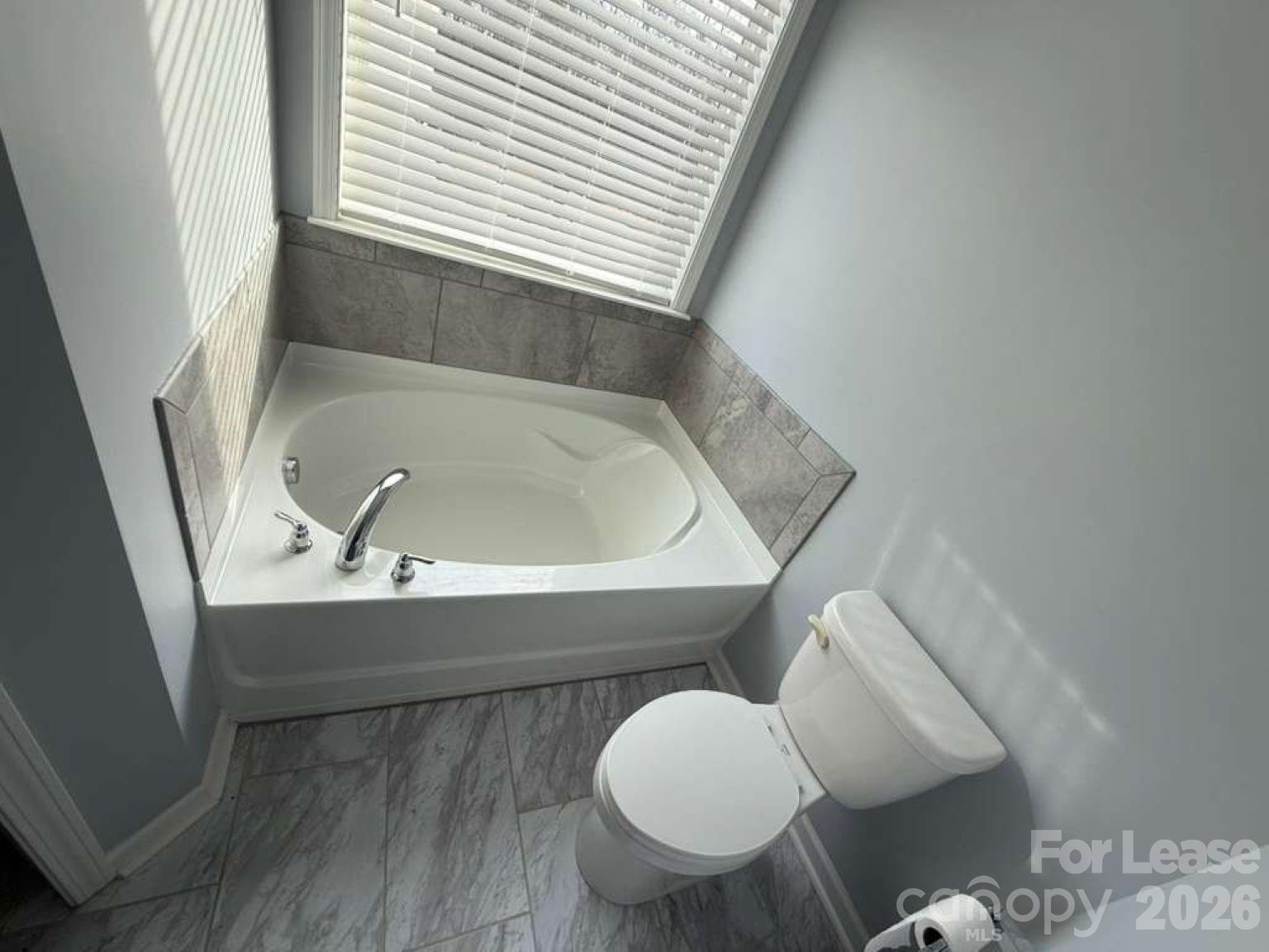 Creeks Landing - Residential Lease