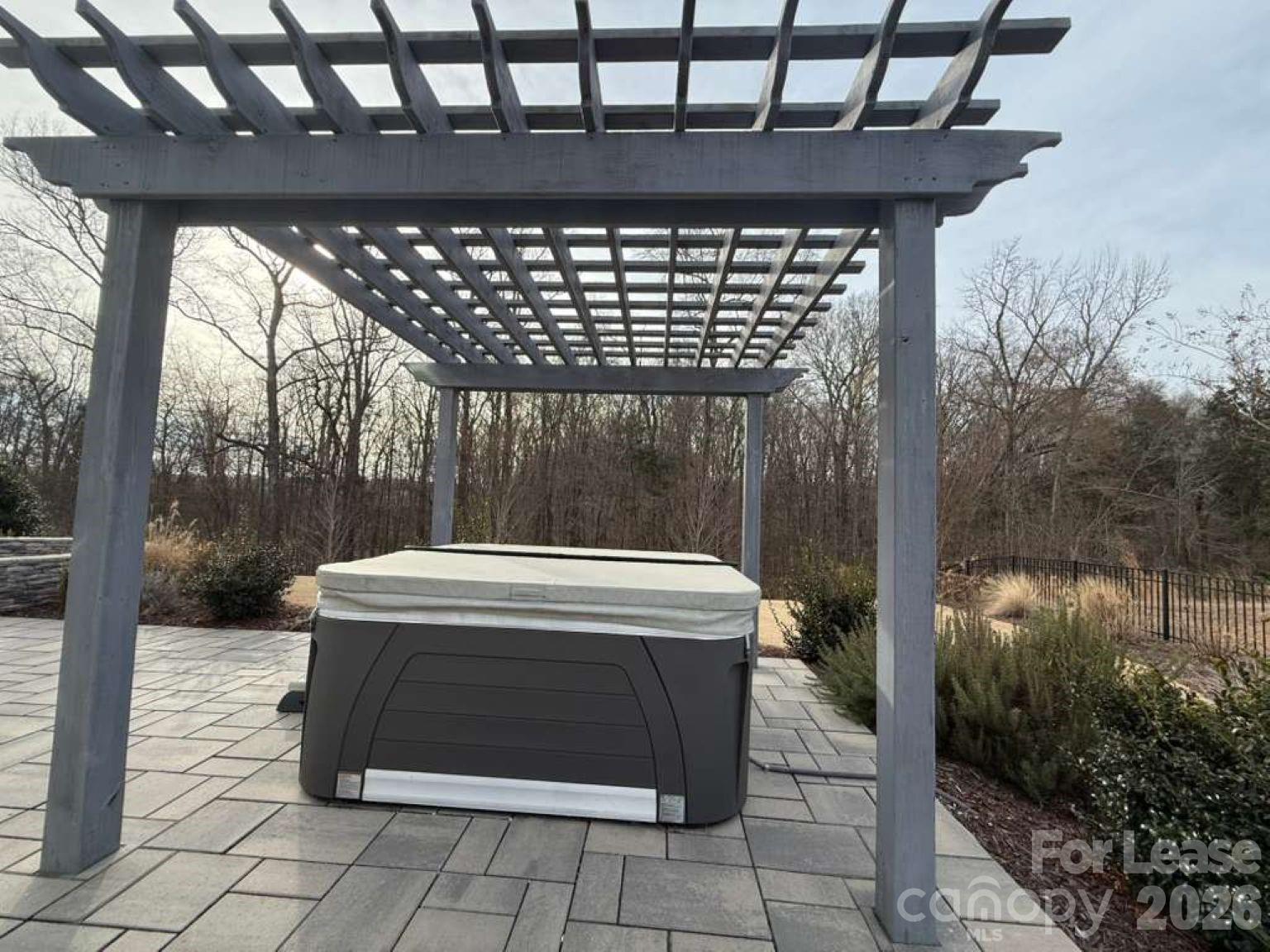 Creeks Landing - Residential Lease