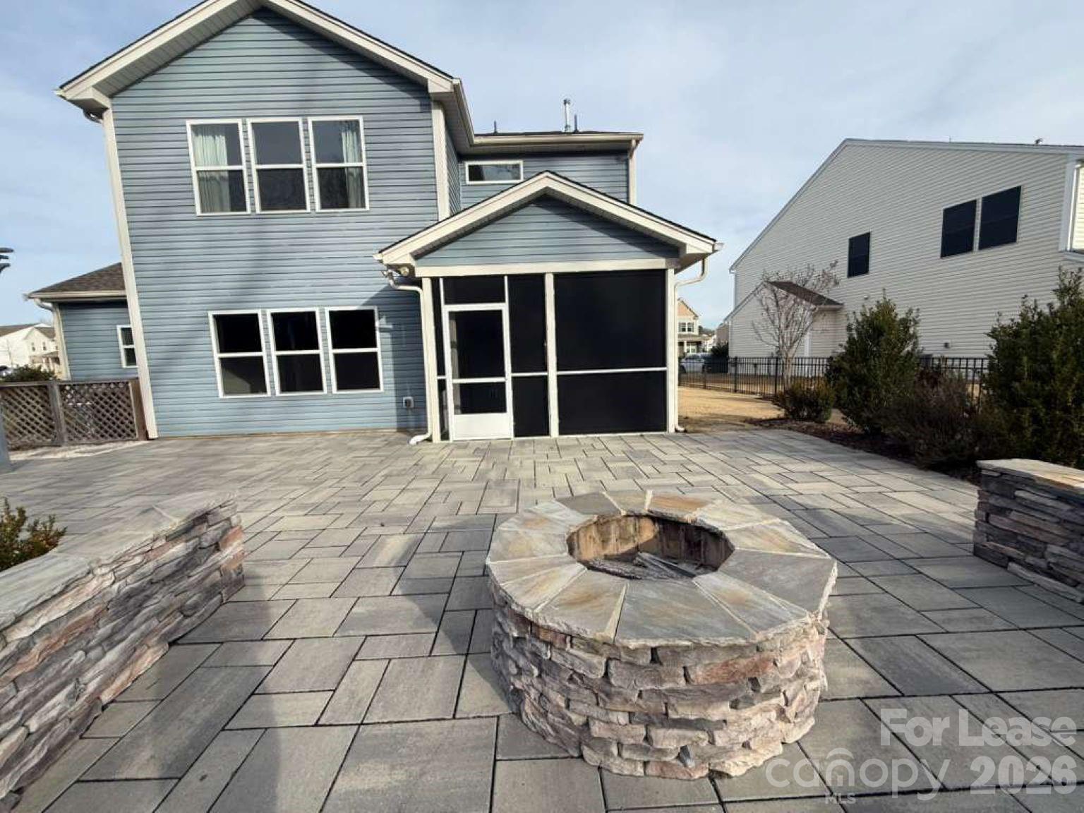 Creeks Landing - Residential Lease