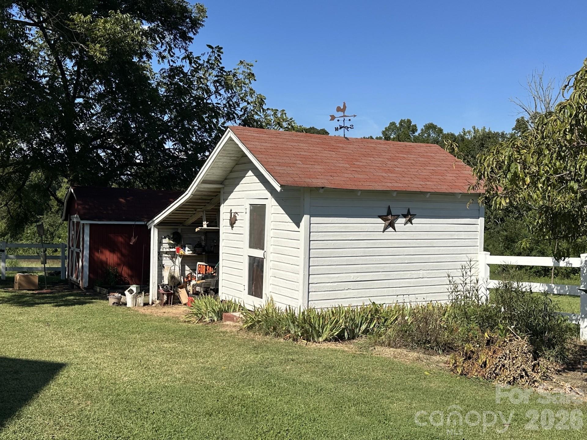 1186 Denton Road