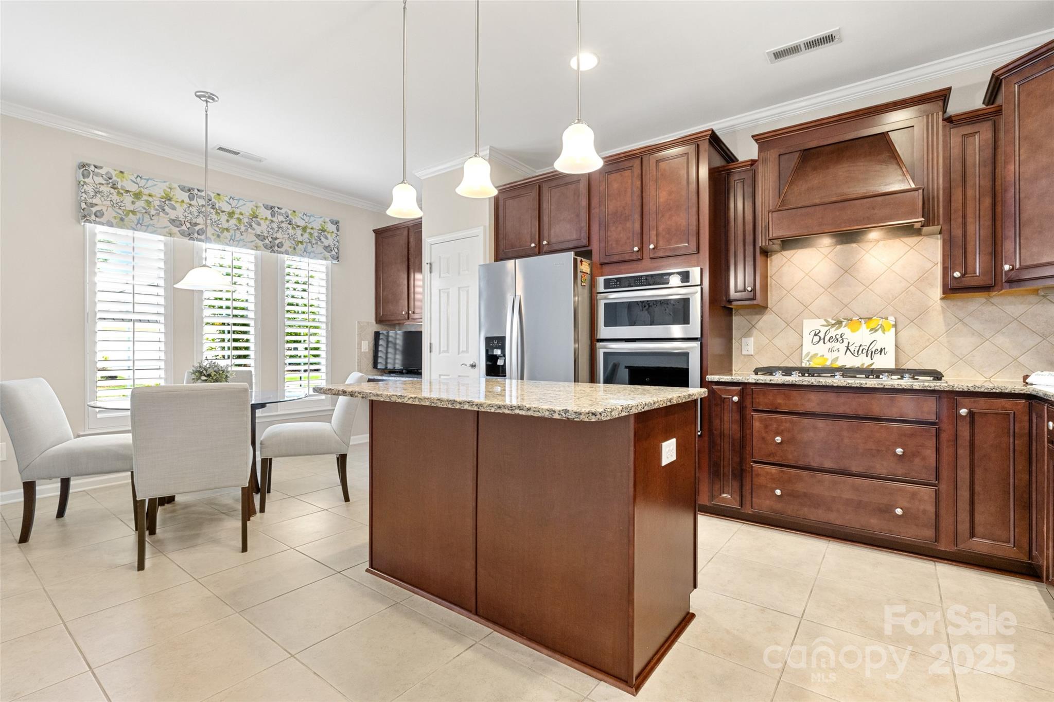 7036 Kitty Hawk Lane