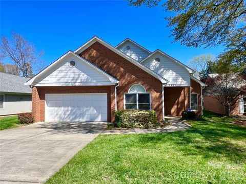 5423 Dunedin Lane Charlotte NC 28270