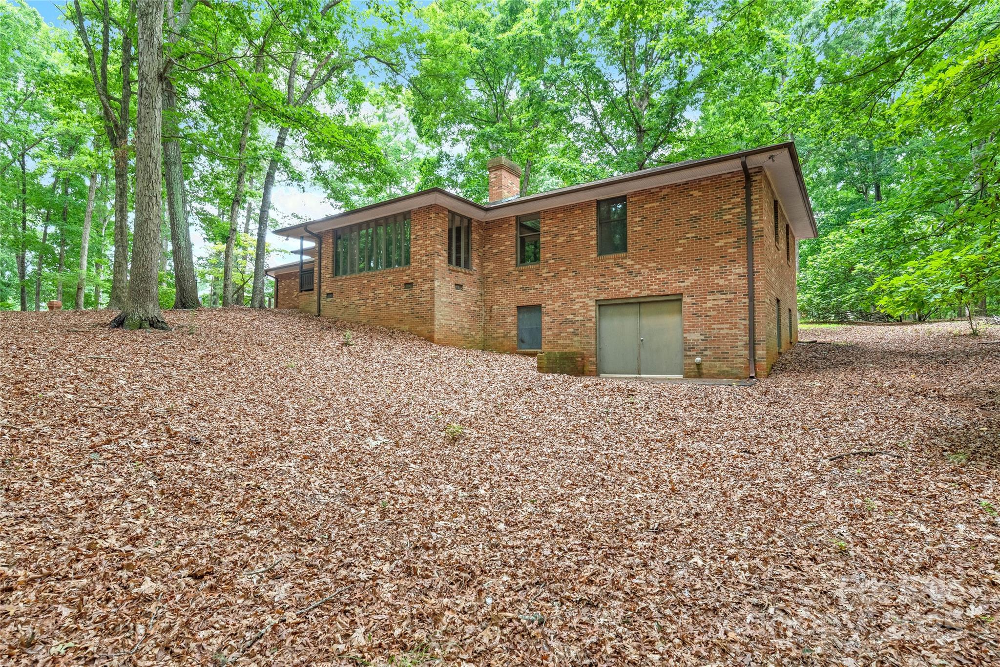 3985 Well Road