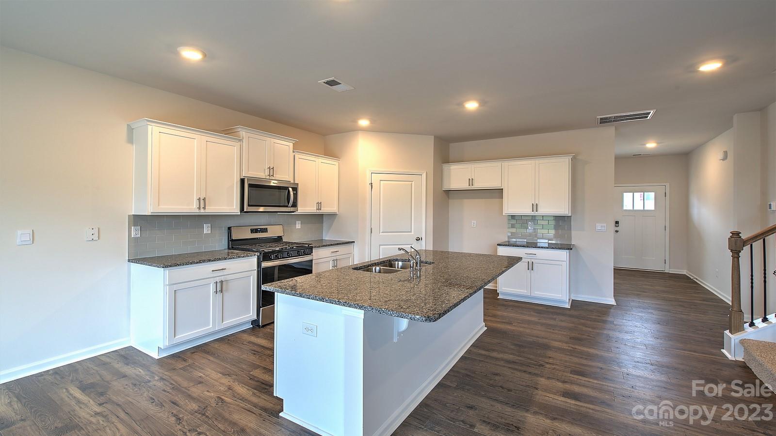 Hickory Ridge - Residential