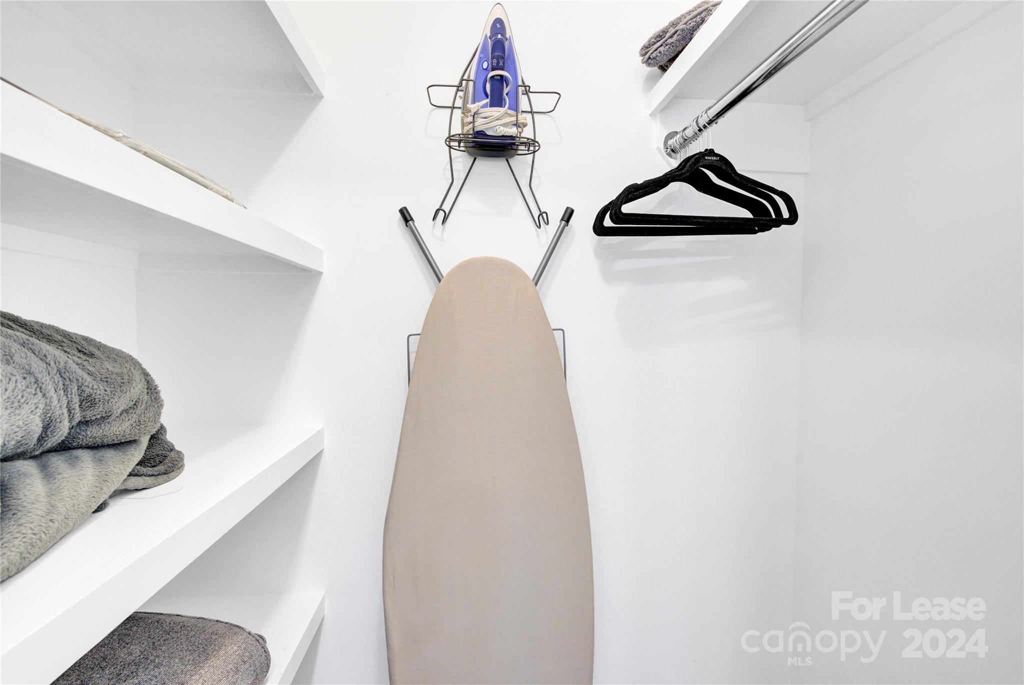 Park Ridge - Residential Lease