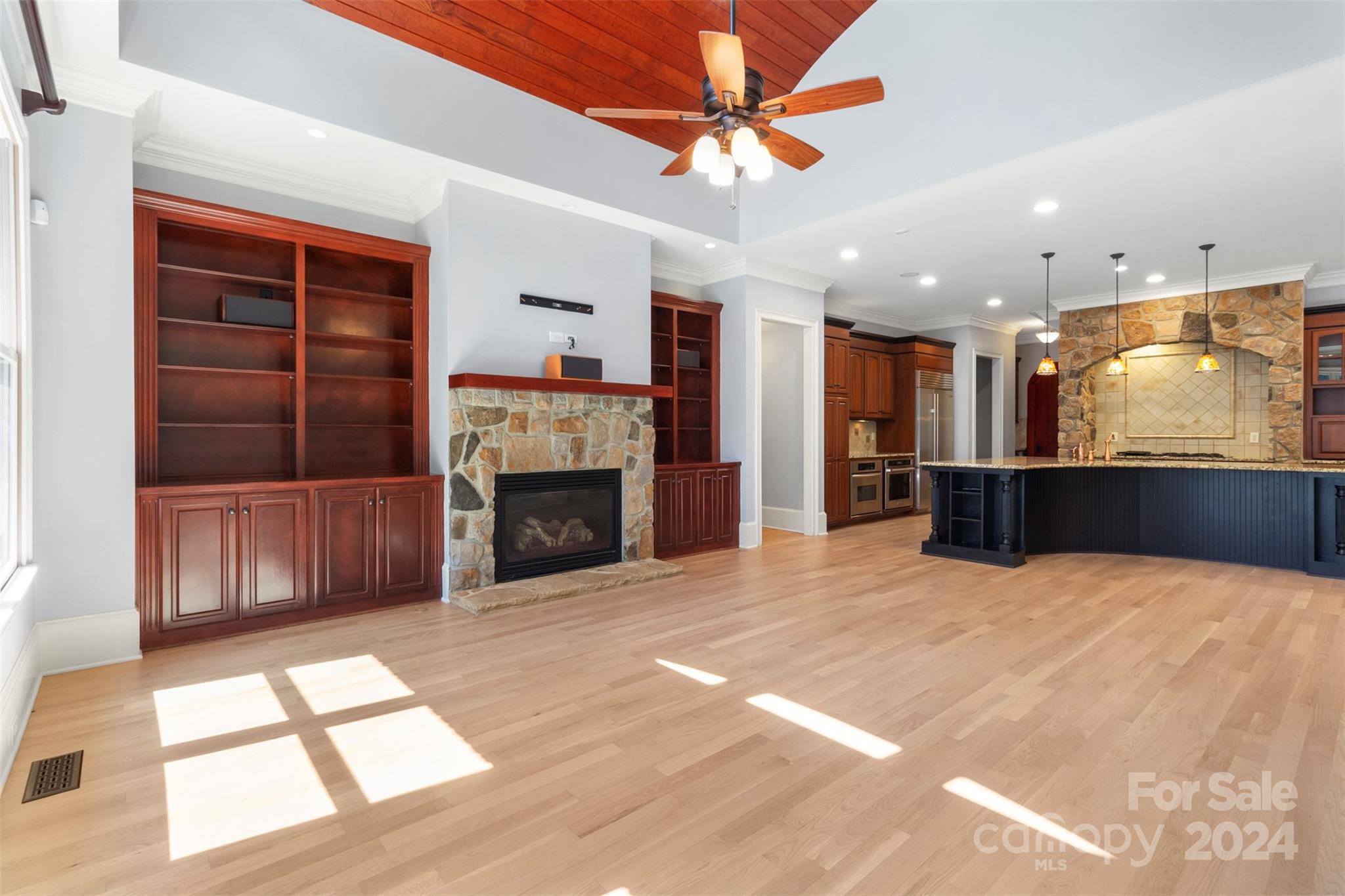 Innisbrook At Firethorne - Residential