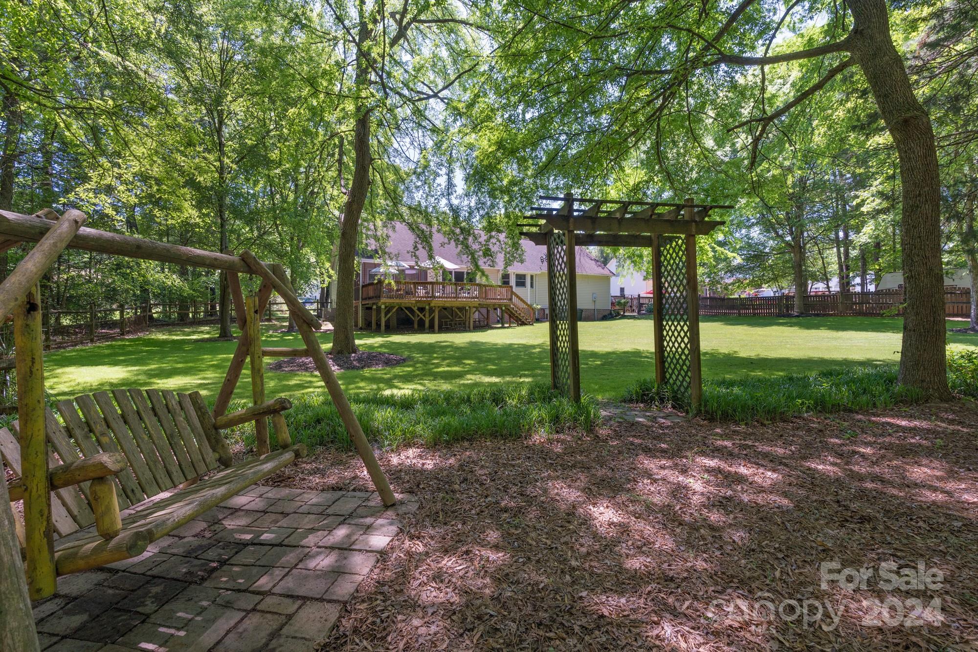 Travis Estates - Residential