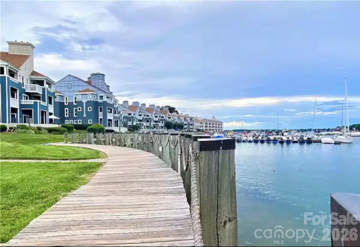 Vineyard Point - Residential