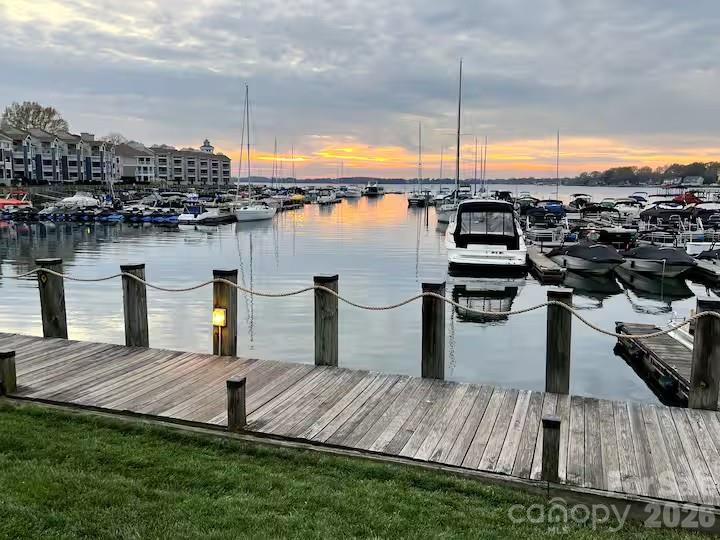 Vineyard Point - Residential