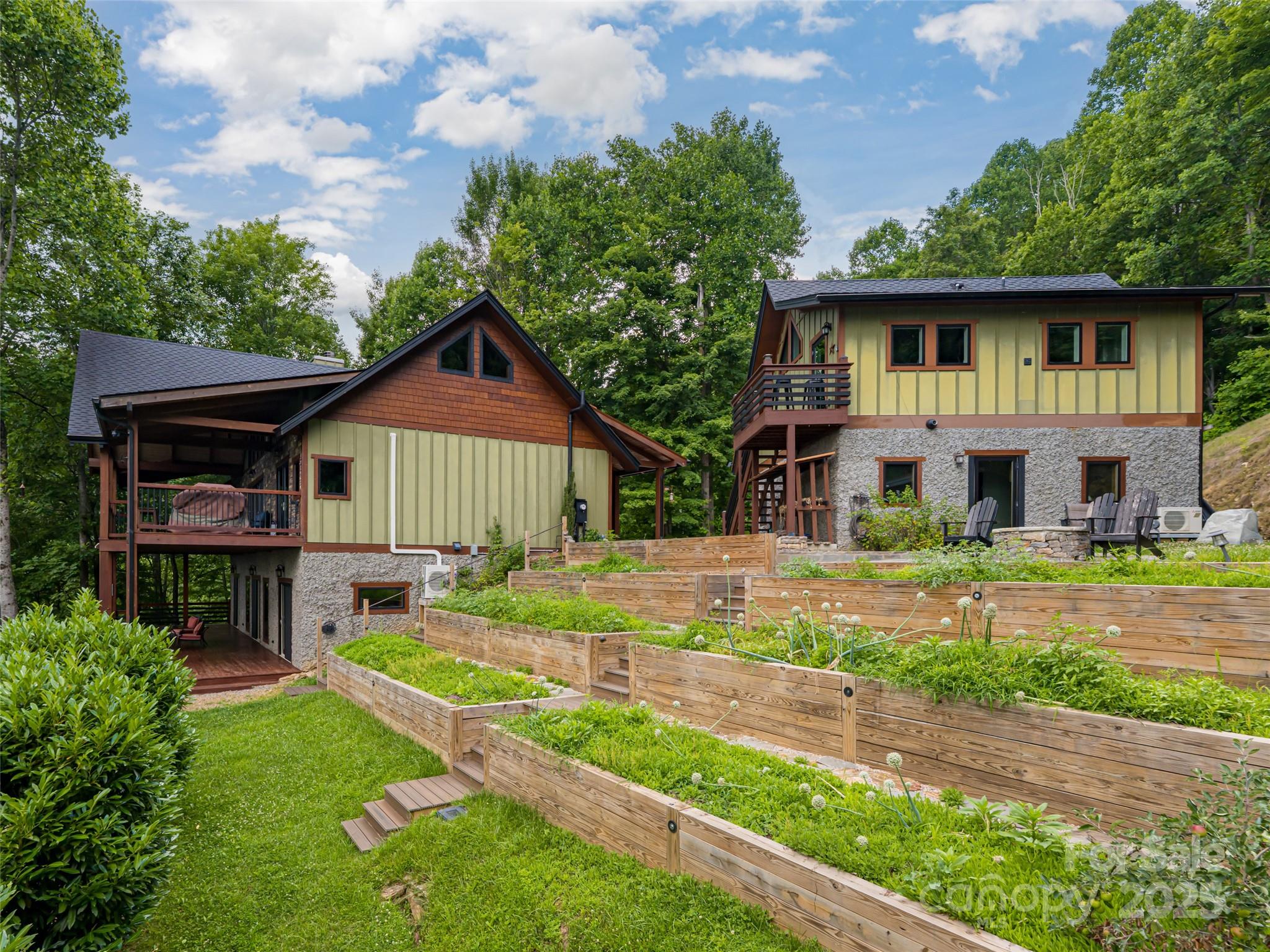 Bluffs At Curtis Creek - Residential