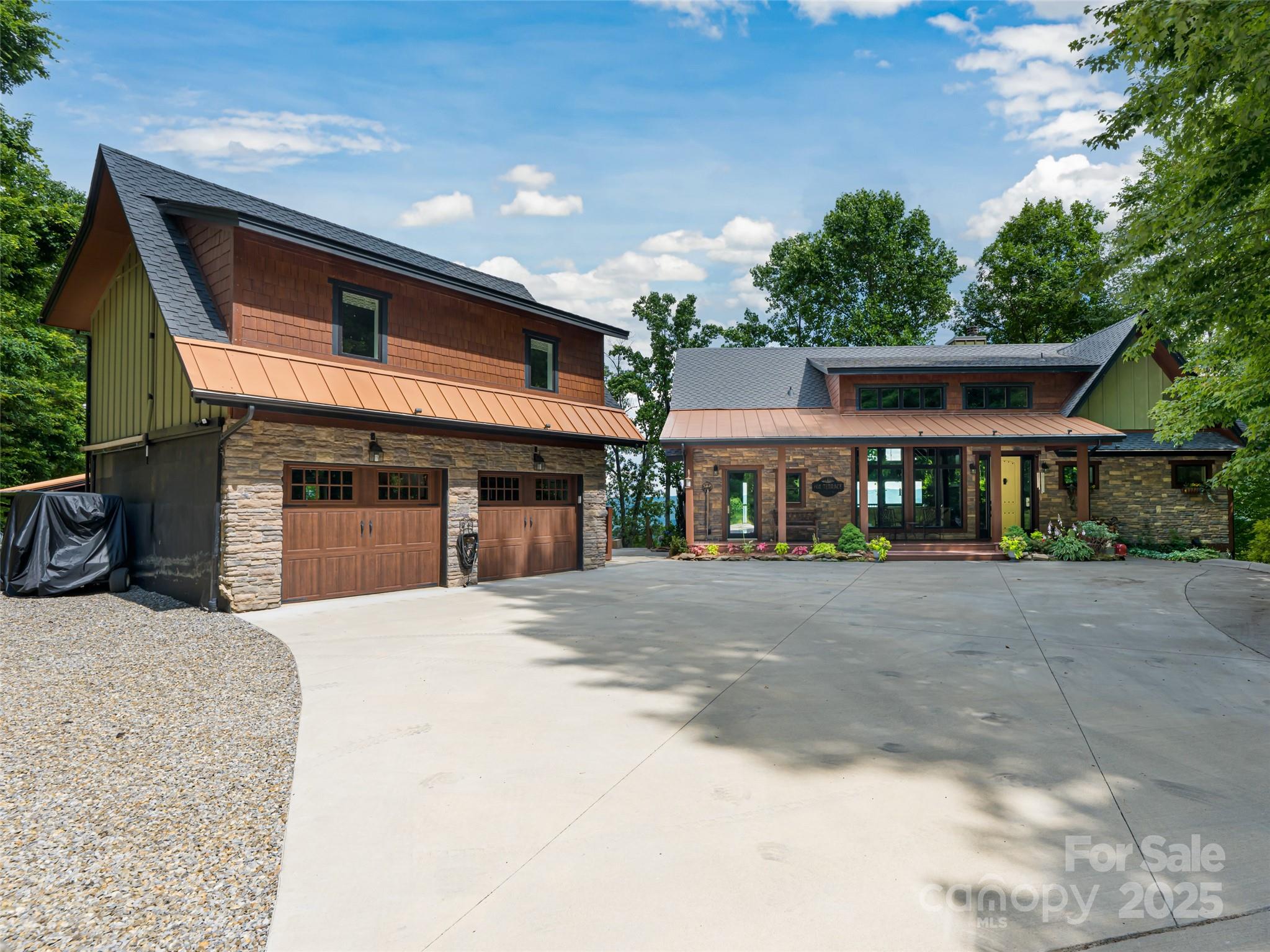 Bluffs At Curtis Creek - Residential