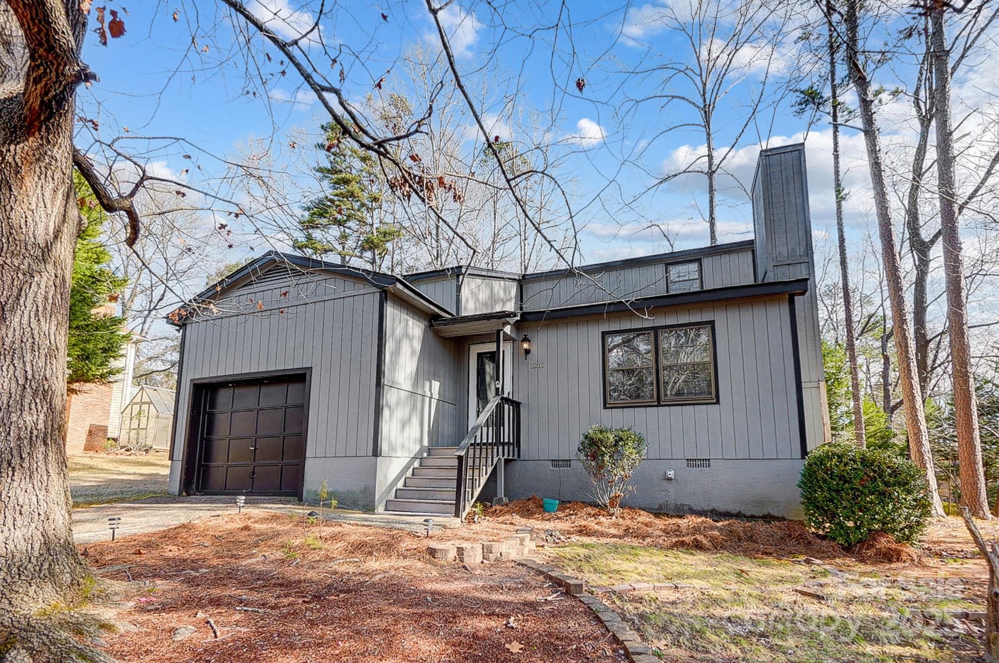 Tega Cay - Residential