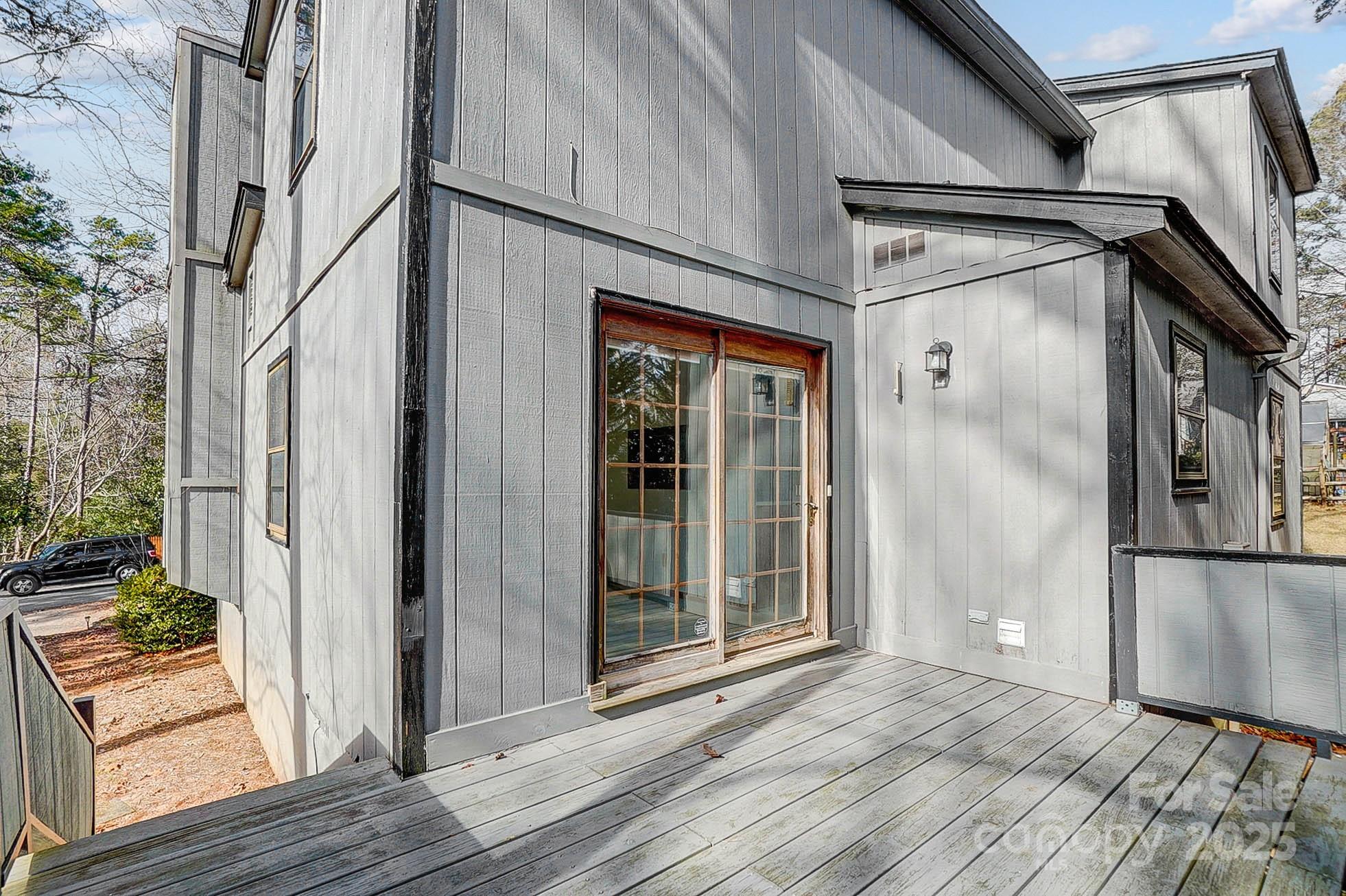 Tega Cay - Residential