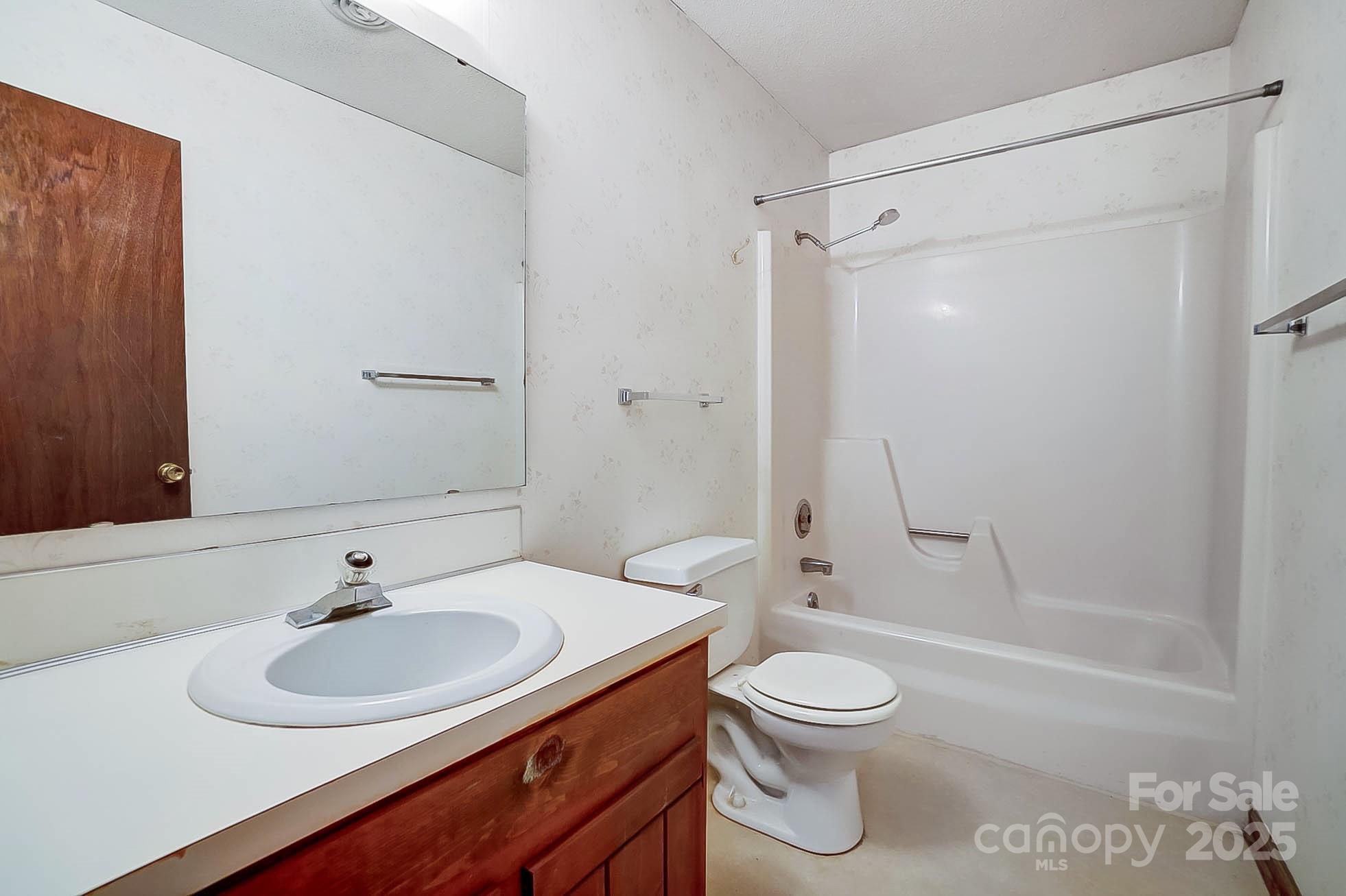 Tega Cay - Residential