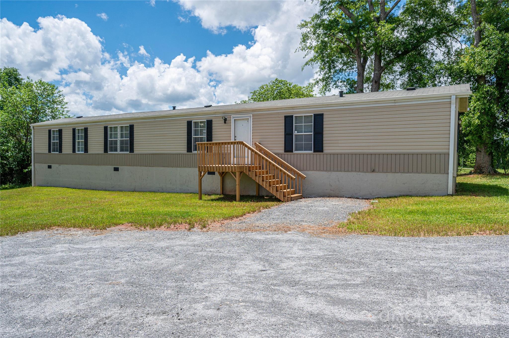 376 Puzzle Creek Road