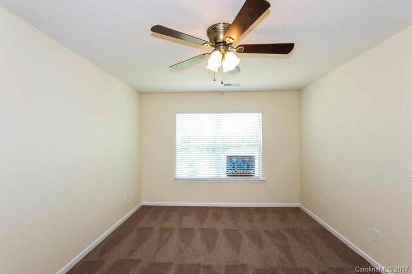 Stowe Pointe - Residential Lease