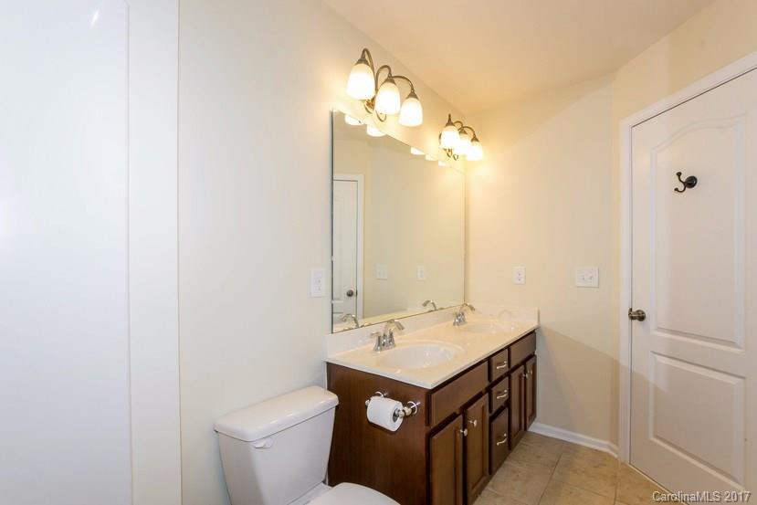 Stowe Pointe - Residential Lease