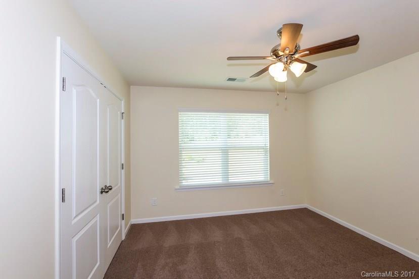 Stowe Pointe - Residential Lease