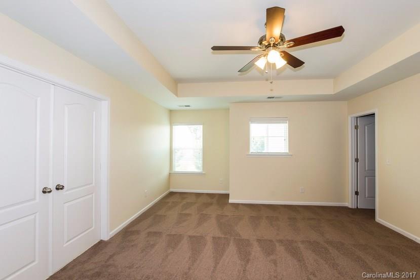 Stowe Pointe - Residential Lease