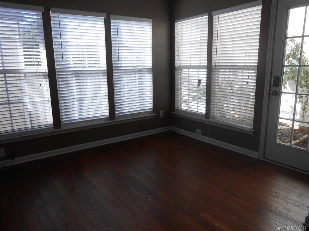 Oakhurst - Residential Lease