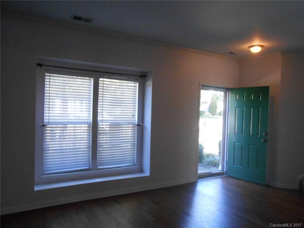 Oakhurst - Residential Lease