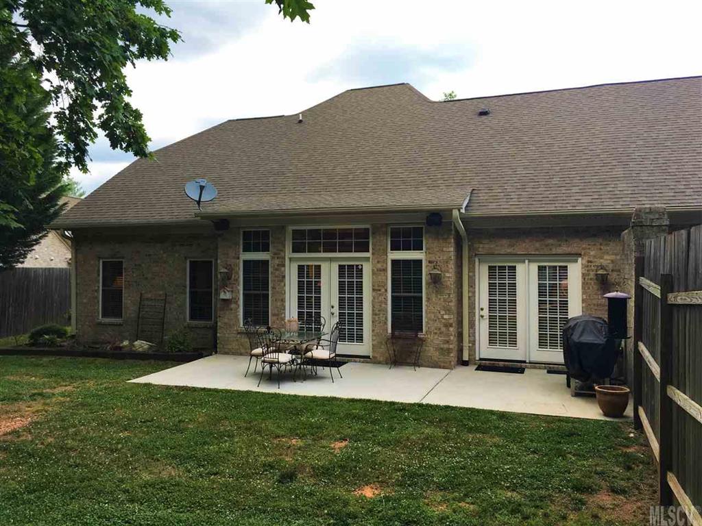 Moores Ferry - Residential