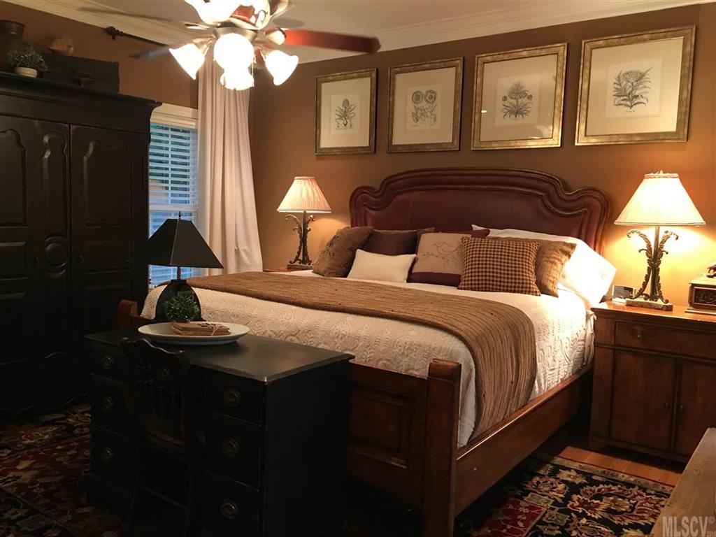 Moores Ferry - Residential