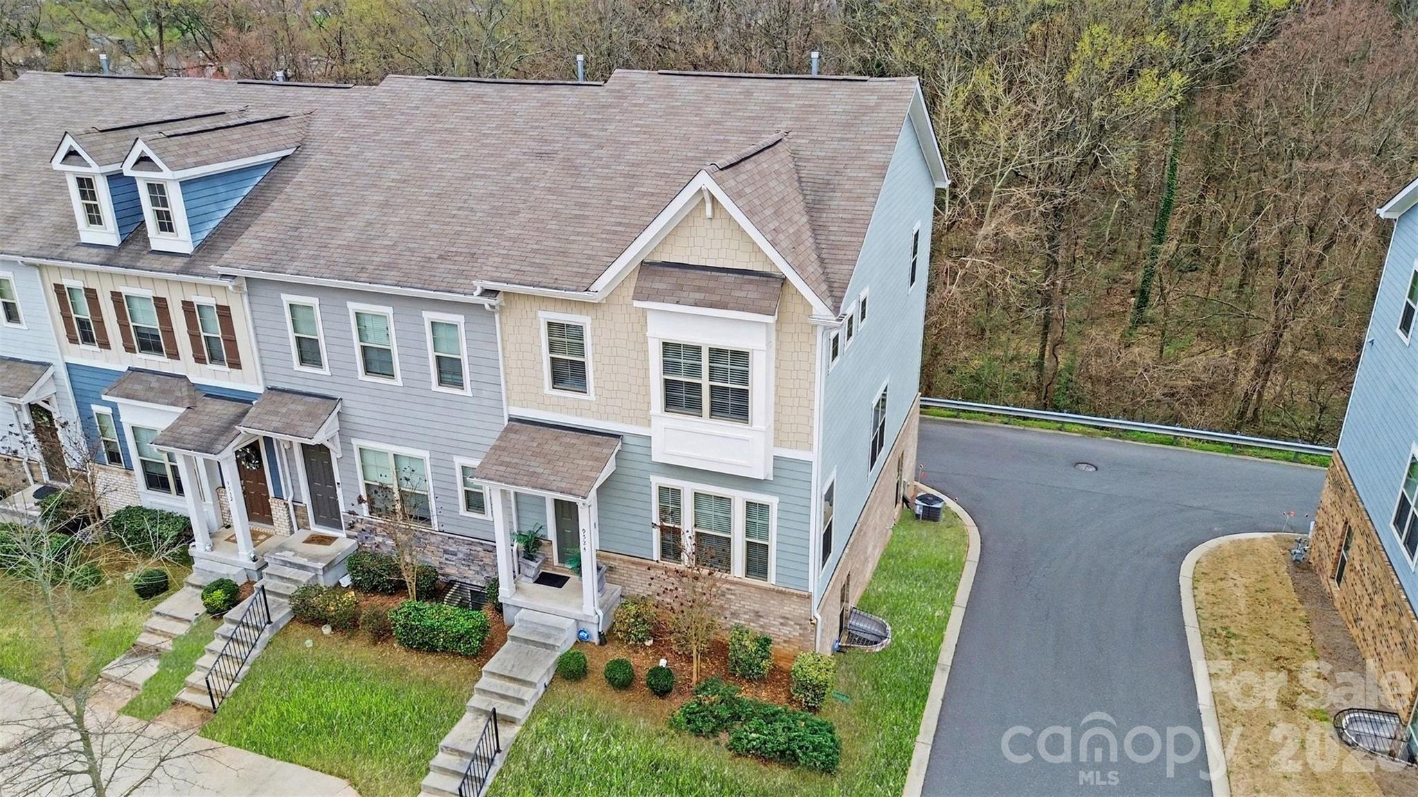 Hadley at Arrowood Station - Residential