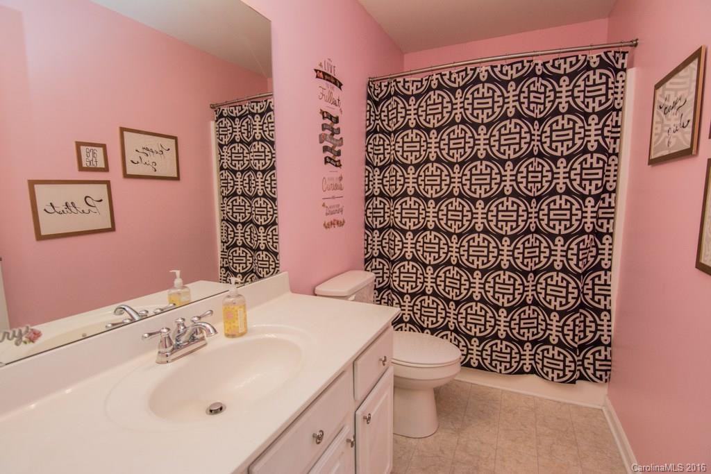 Dutchmans Meadow - Residential