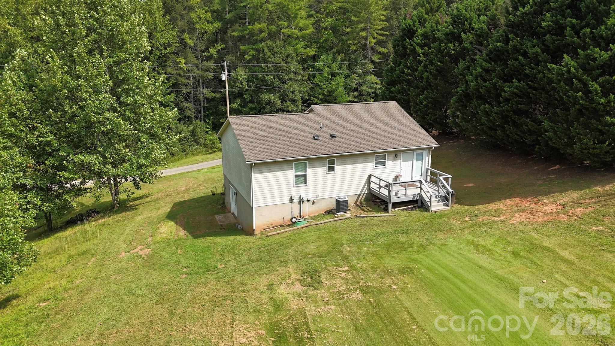 2827 Hollybrook Lane