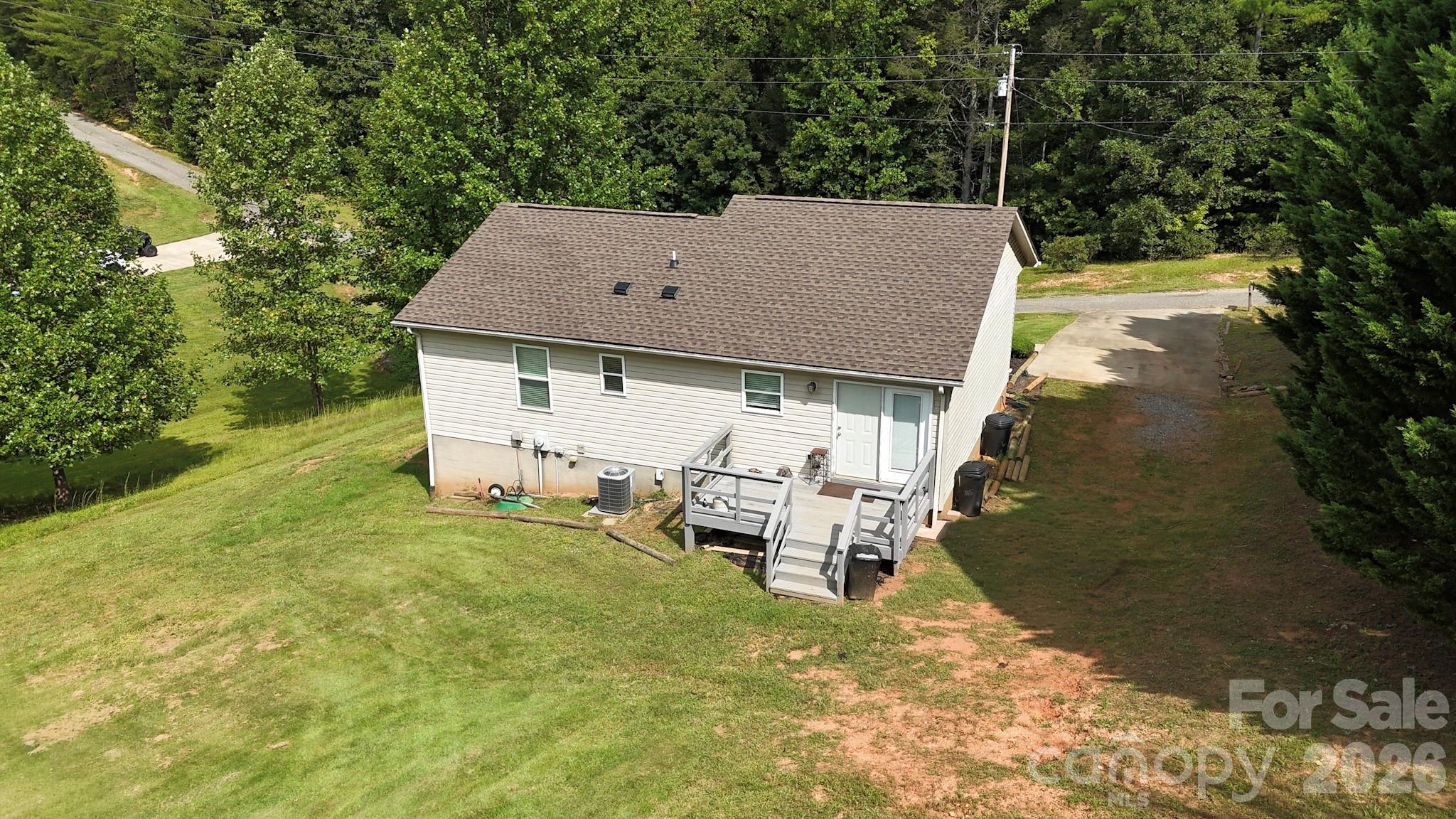 2827 Hollybrook Lane