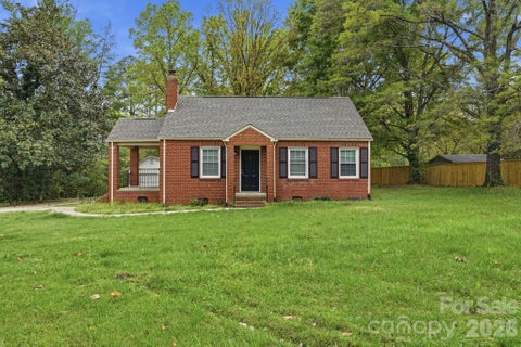 Photo of 8825 Mcclure Circle, Charlotte, NC 28216 (MLS # 4366009)