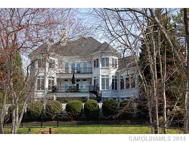 The Peninsula - Residential